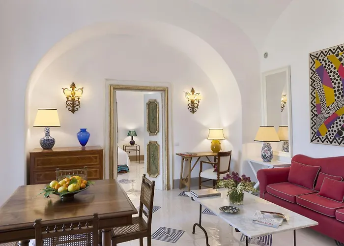 Torre Sponda Private Villa