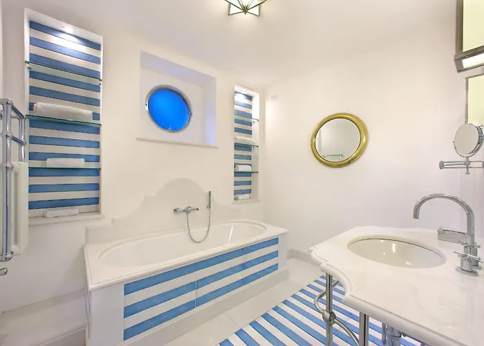 Torre Sponda Private Villa